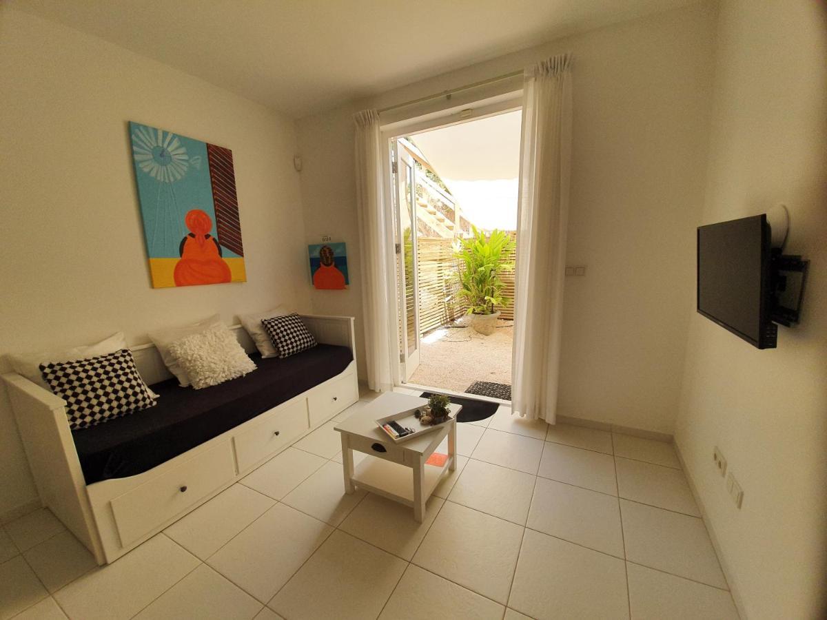 A2 Apartment Budget At Jan Thiel Curacao ภายนอก รูปภาพ